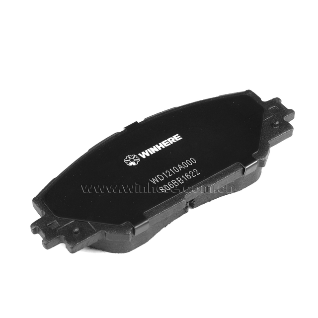 وسادة الفرامل ECE R90 سيراميك فولاذ منخفض شبه معدني عالي الجودة